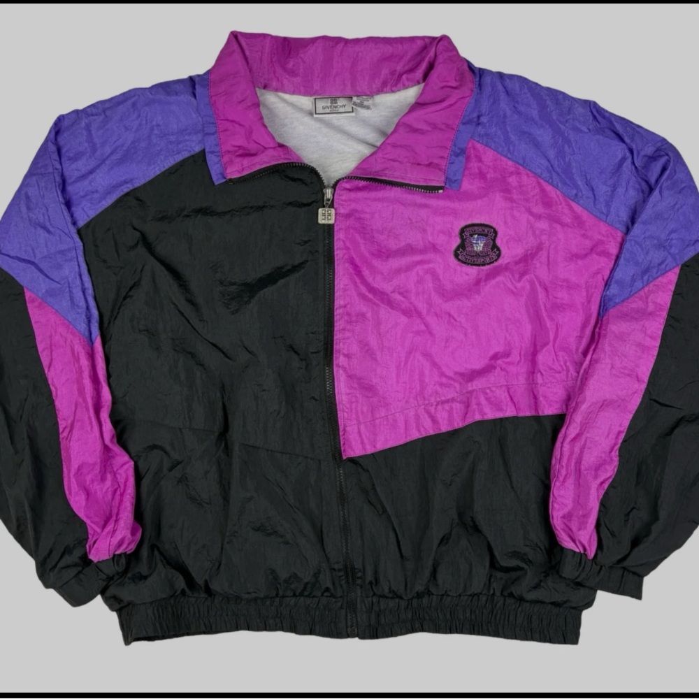 VTG GIVENCHY ACTIVE TRACK JACKET
UNISEX